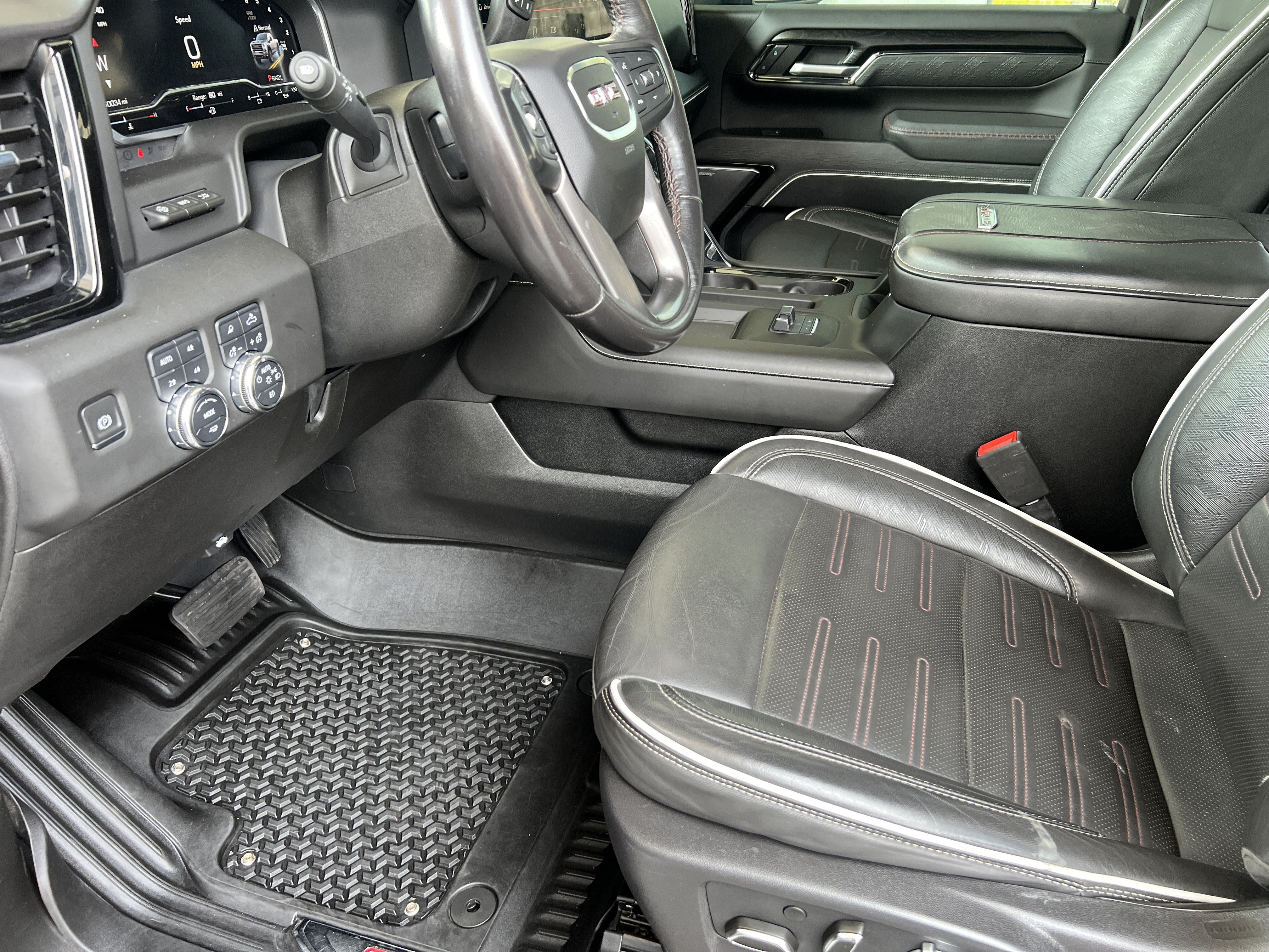 Used 2024 GMC Sierra 2500 AT4X AWD/4WD image 15