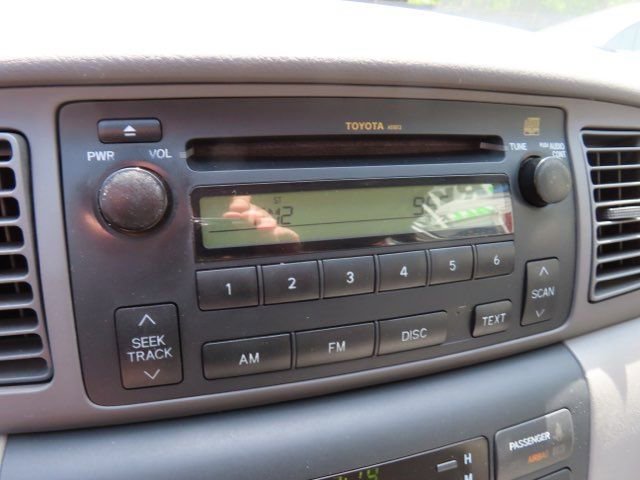 Used 2006 Toyota Corolla CE FWD image 21