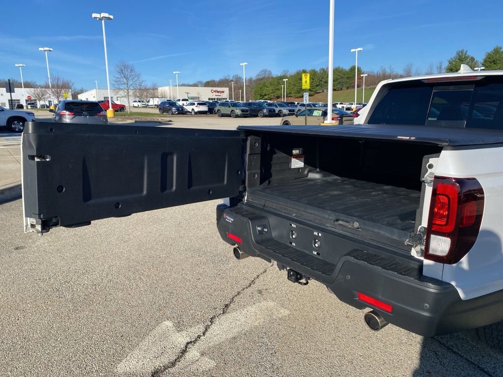 Used 2023 Honda Ridgeline RTL-E image 19