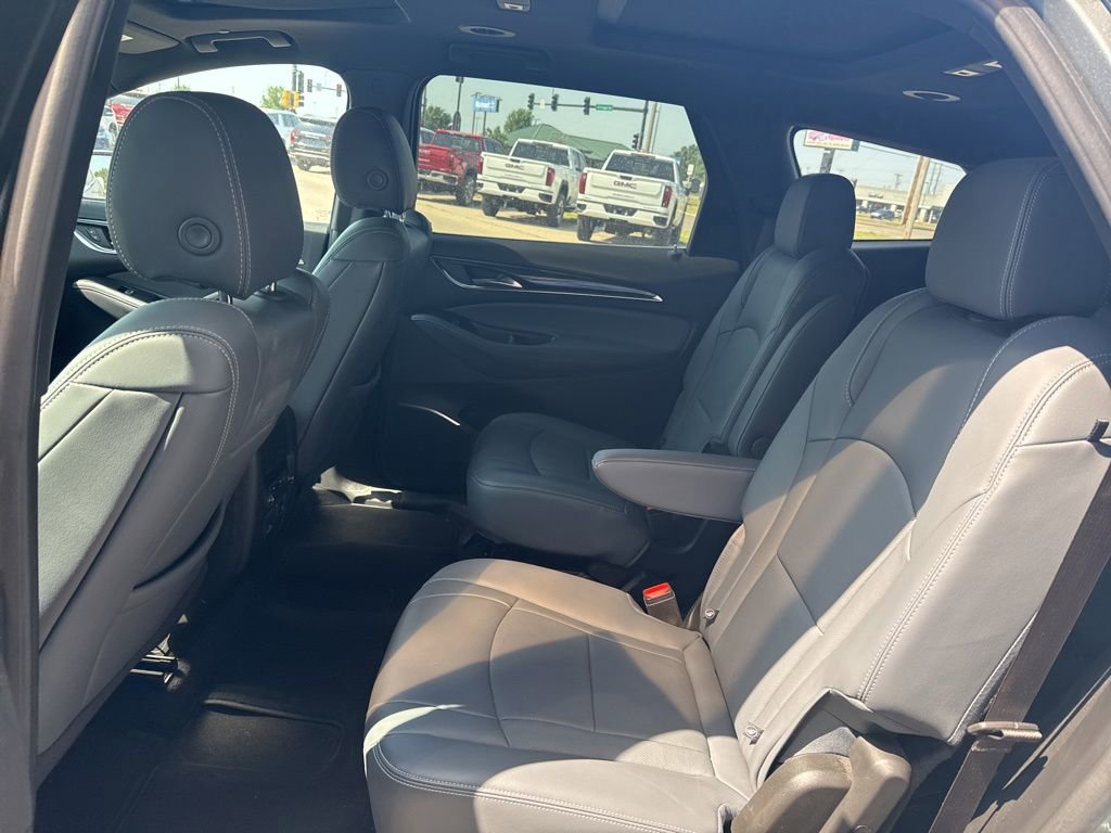 Used 2023 Buick Enclave Essence w/ Experience Buick Package AWD/4WD image 11