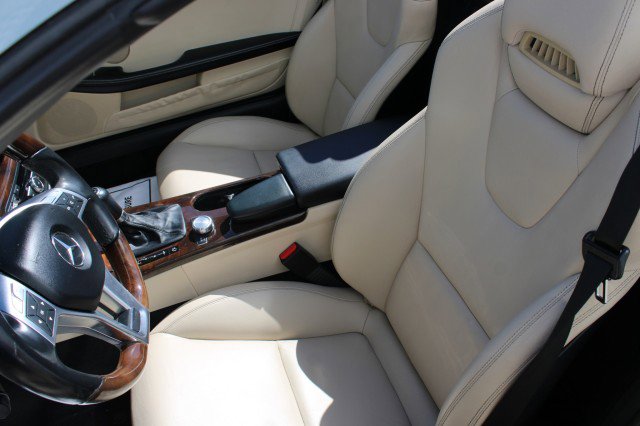 Used 2013 Mercedes-Benz SLK 250 image 35