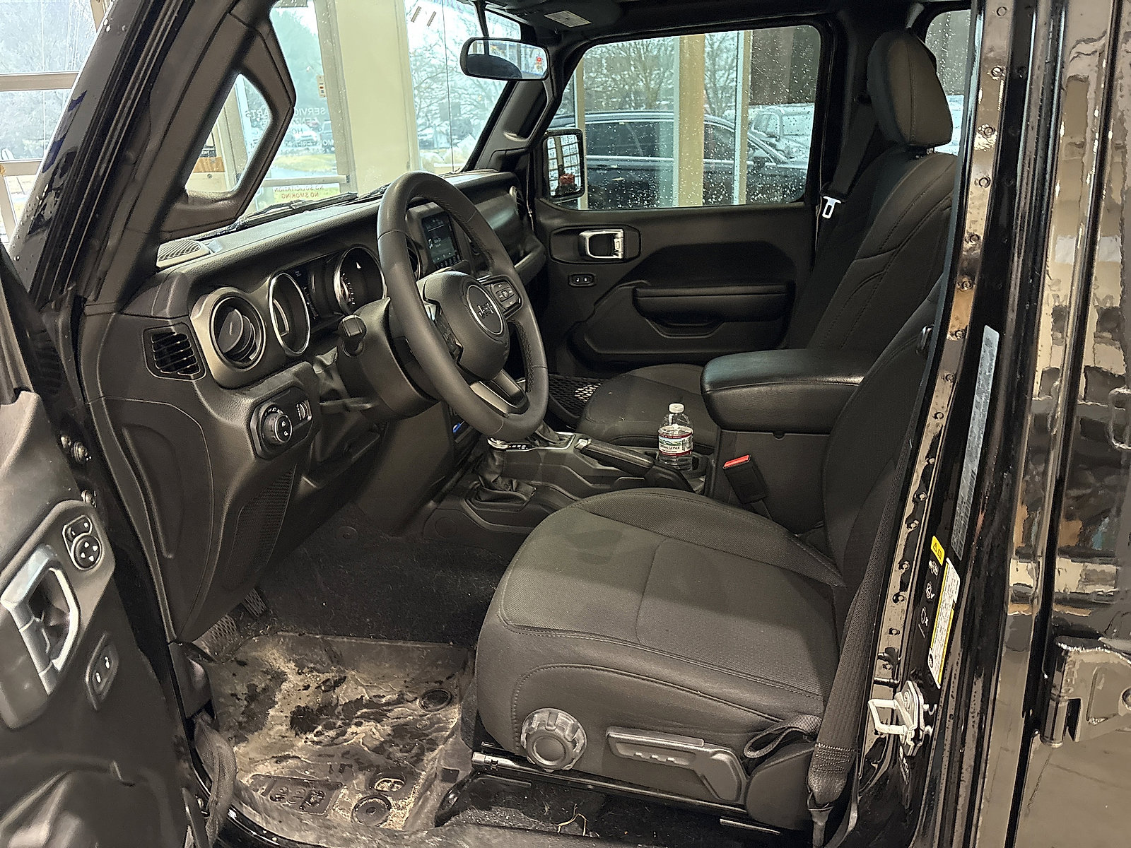 Used 2023 Jeep Gladiator Sport AWD/4WD image 11