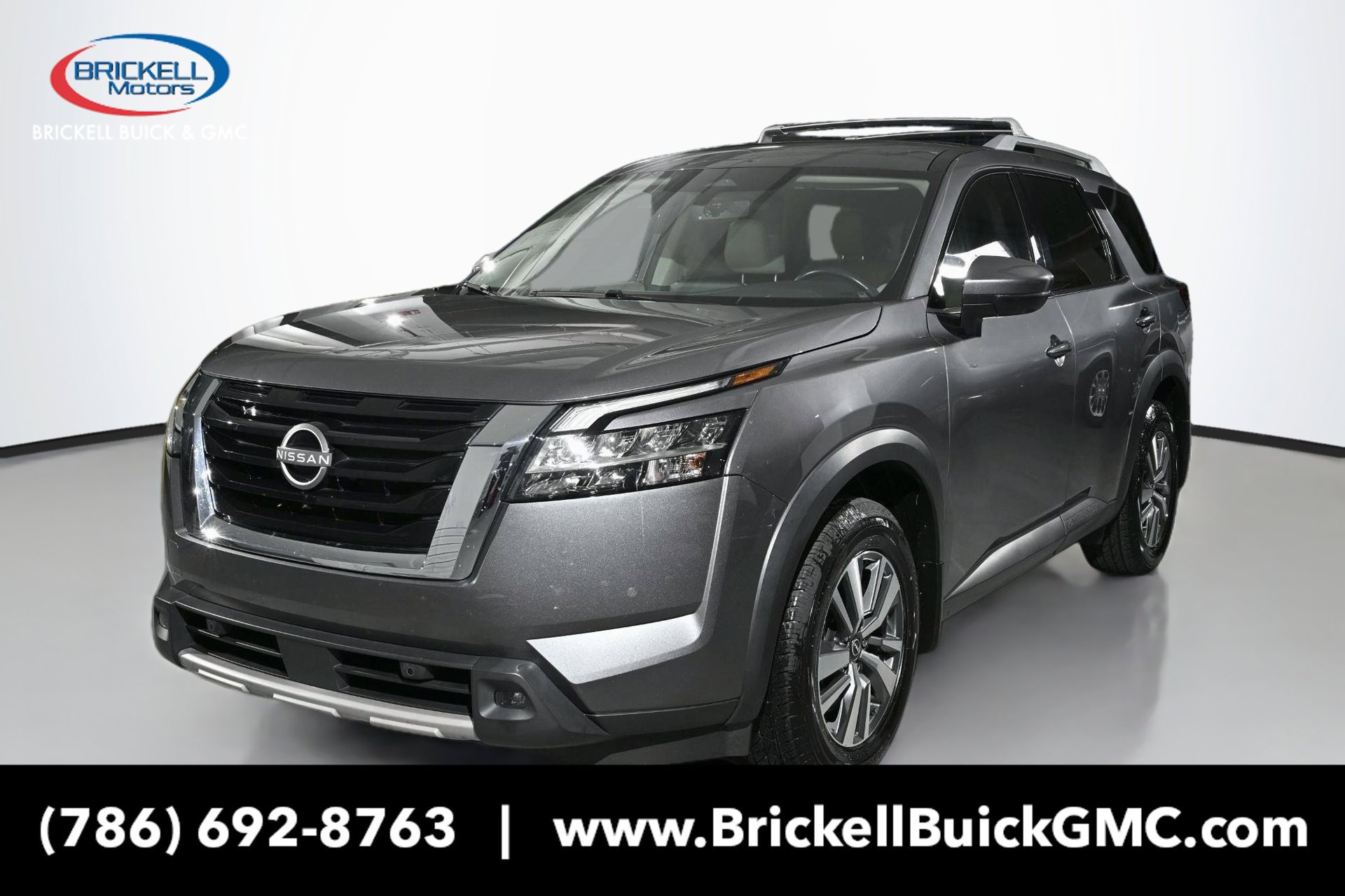 Used 2024 Nissan Pathfinder SL