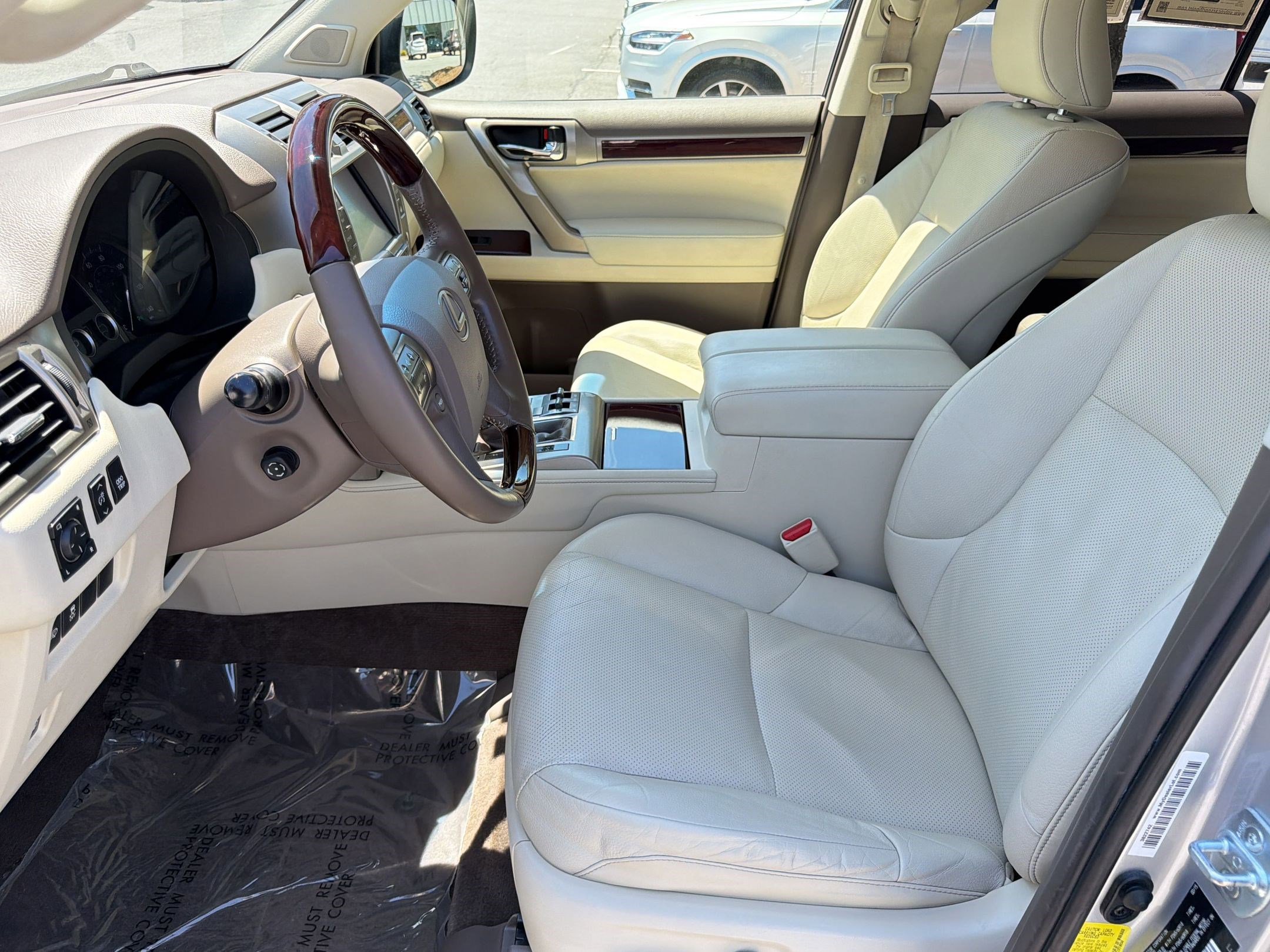 Used 2015 Lexus GX 460 w/ Premium Package AWD/4WD image 5
