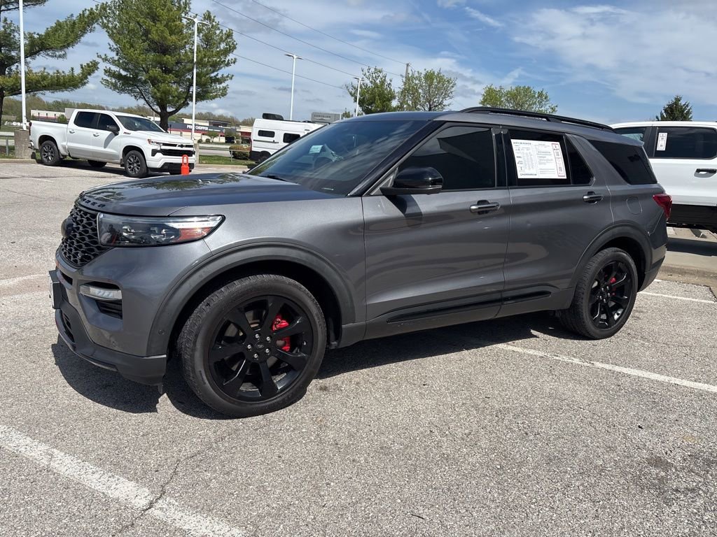 Used 2021 Ford Explorer ST w/ Equipment Group 401A AWD/4WD image 16