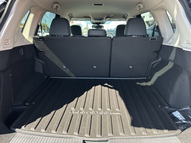 New 2027 Nissan Rogue SV AWD/4WD image 7