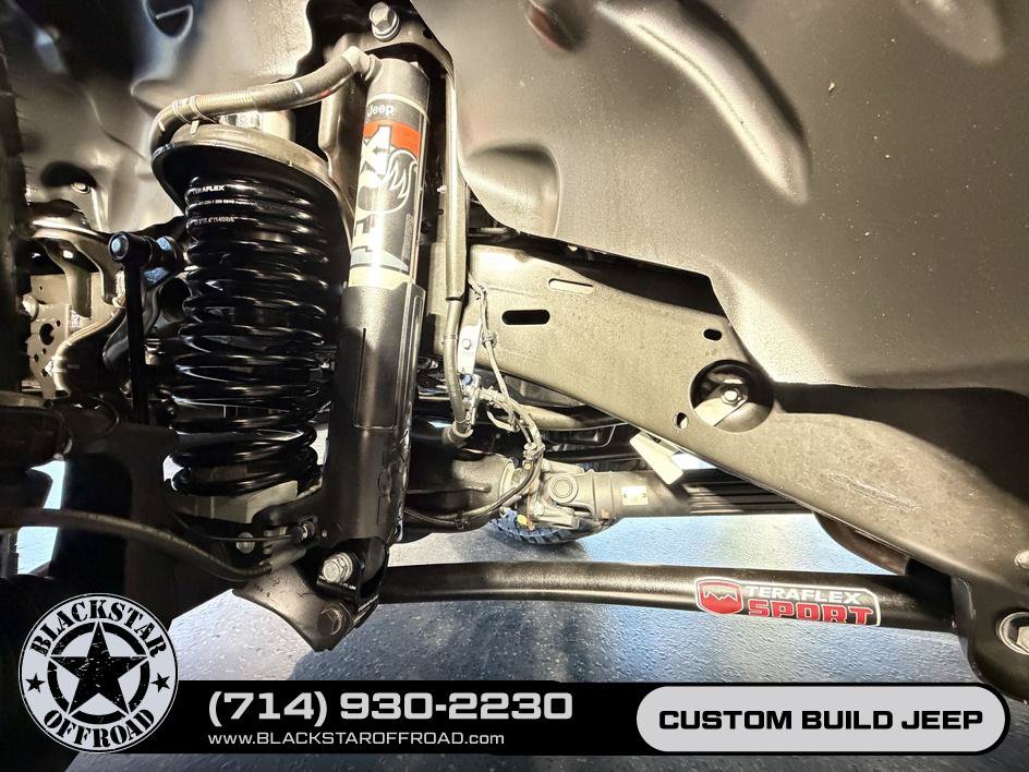 Used 2025 Jeep Gladiator Mojave AWD/4WD image 26