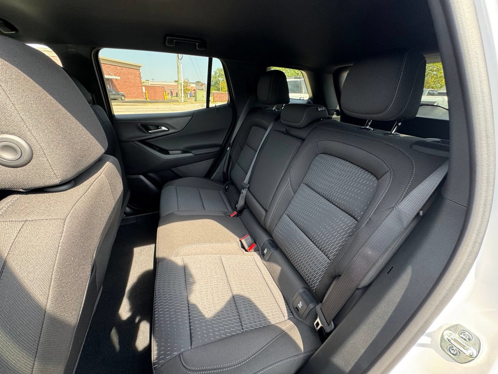New 2027 Chevrolet Equinox LT AWD/4WD image 25