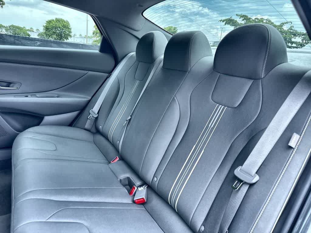 Used 2024 Hyundai Elantra SEL FWD image 22
