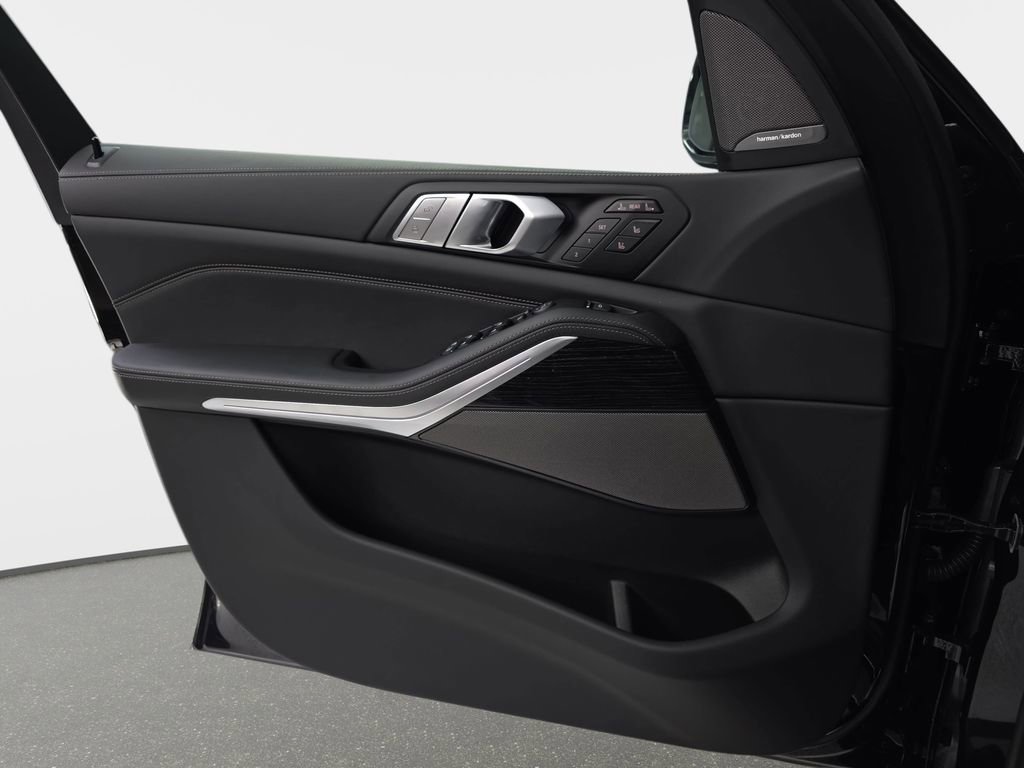 New 2026 BMW X7 xDrive40i w/ Executive Package image 27