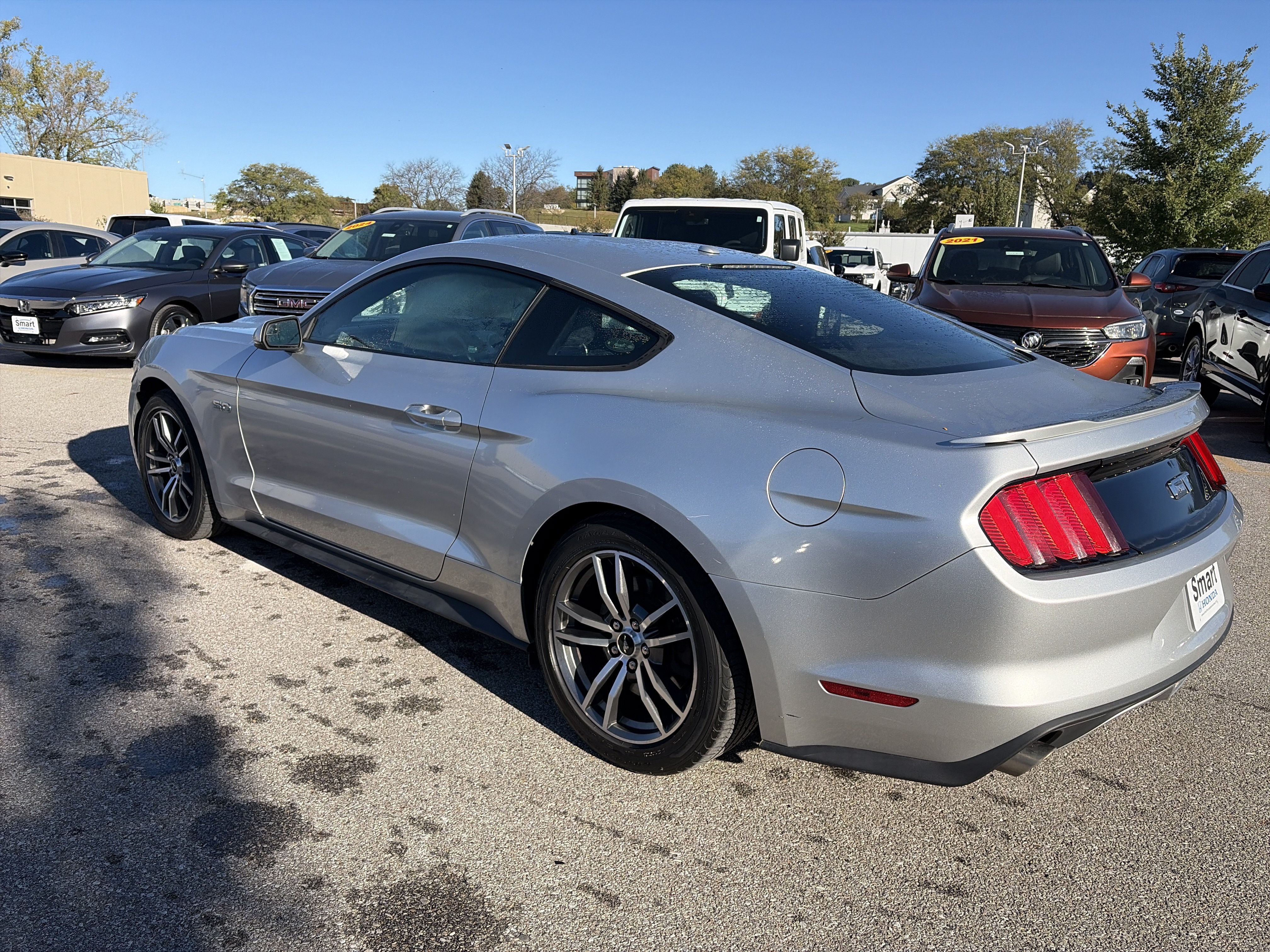 Used 2015 Ford Mustang GT Premium RWD image 7