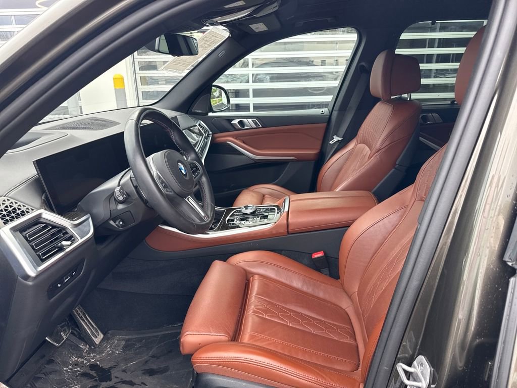 Certified 2025 BMW X5 M60i image 9