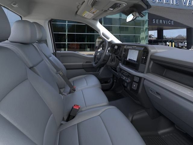 New 2025 Ford F600 2WD Regular Cab Super Duty image 11