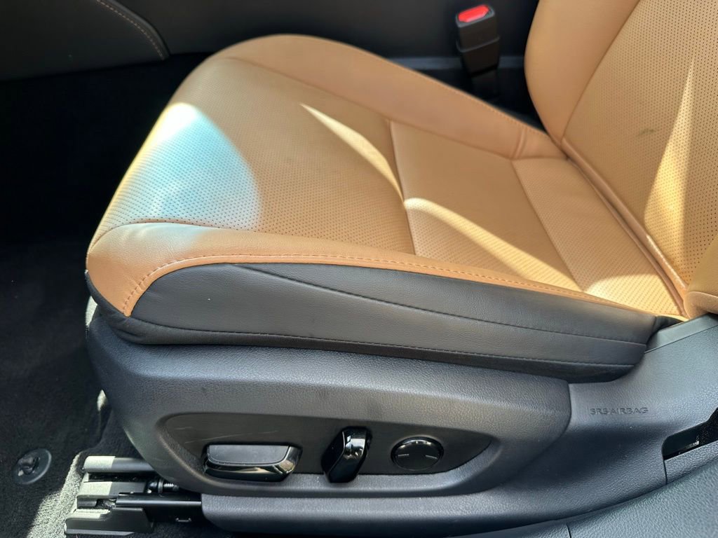 Used 2024 Lexus ES 350 w/ Premium Package image 29