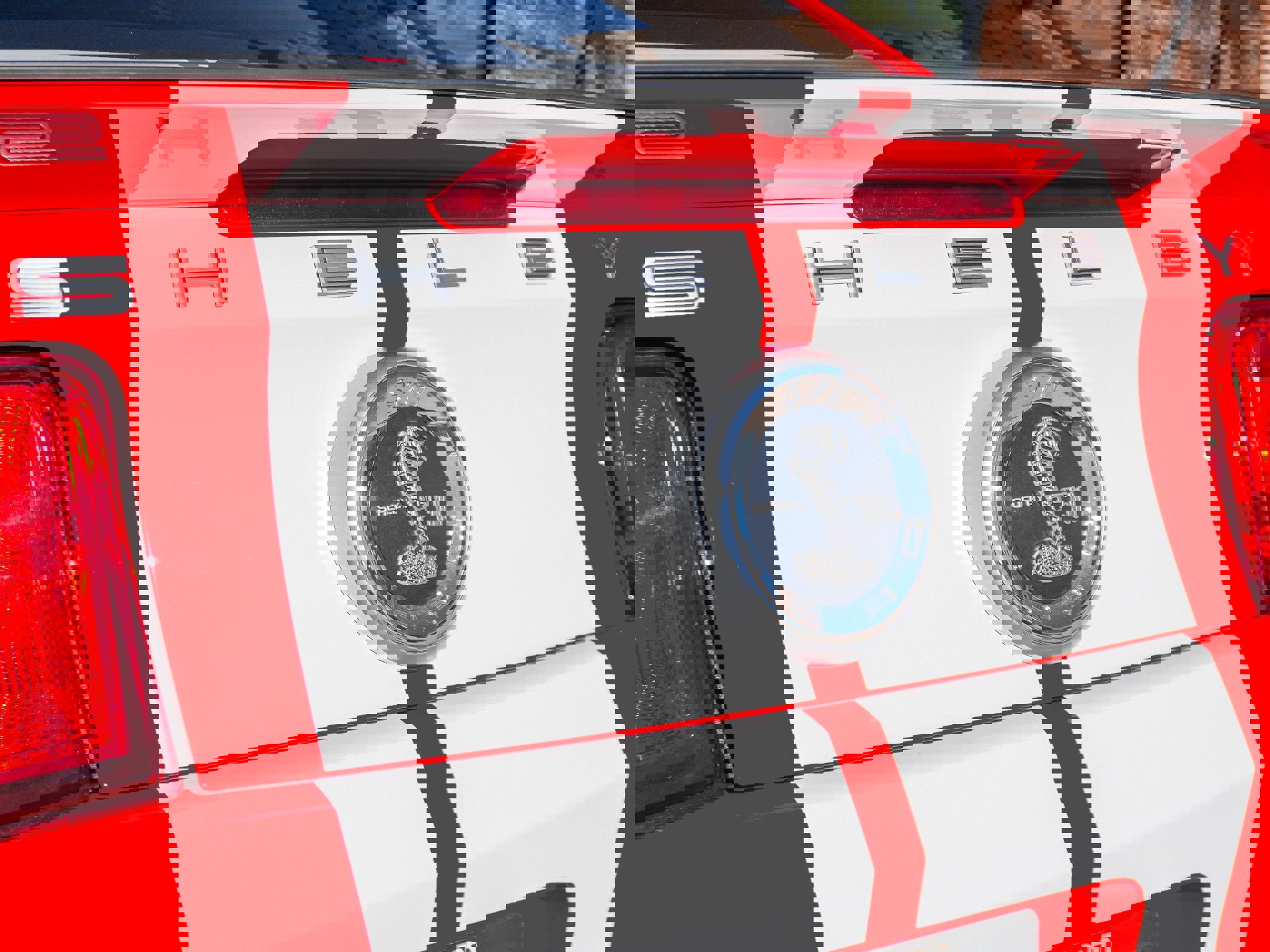 Used 2011 Ford Mustang Shelby GT500 w/ Electronics Pkg image 19