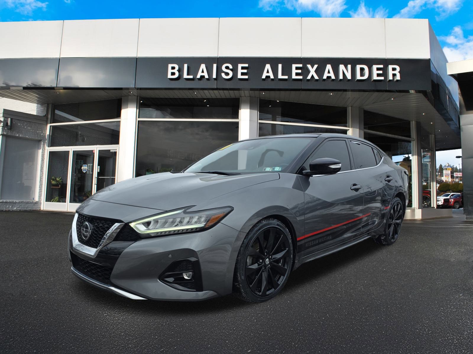 Used 2020 Nissan Maxima SR w/ Sport Mat Group image 8