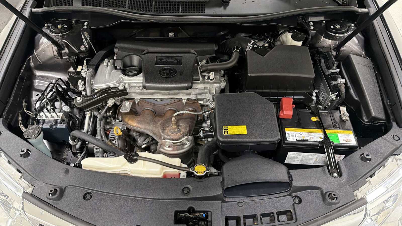 Used 2013 Toyota Camry XLE w/ Convenience Pkg image 31