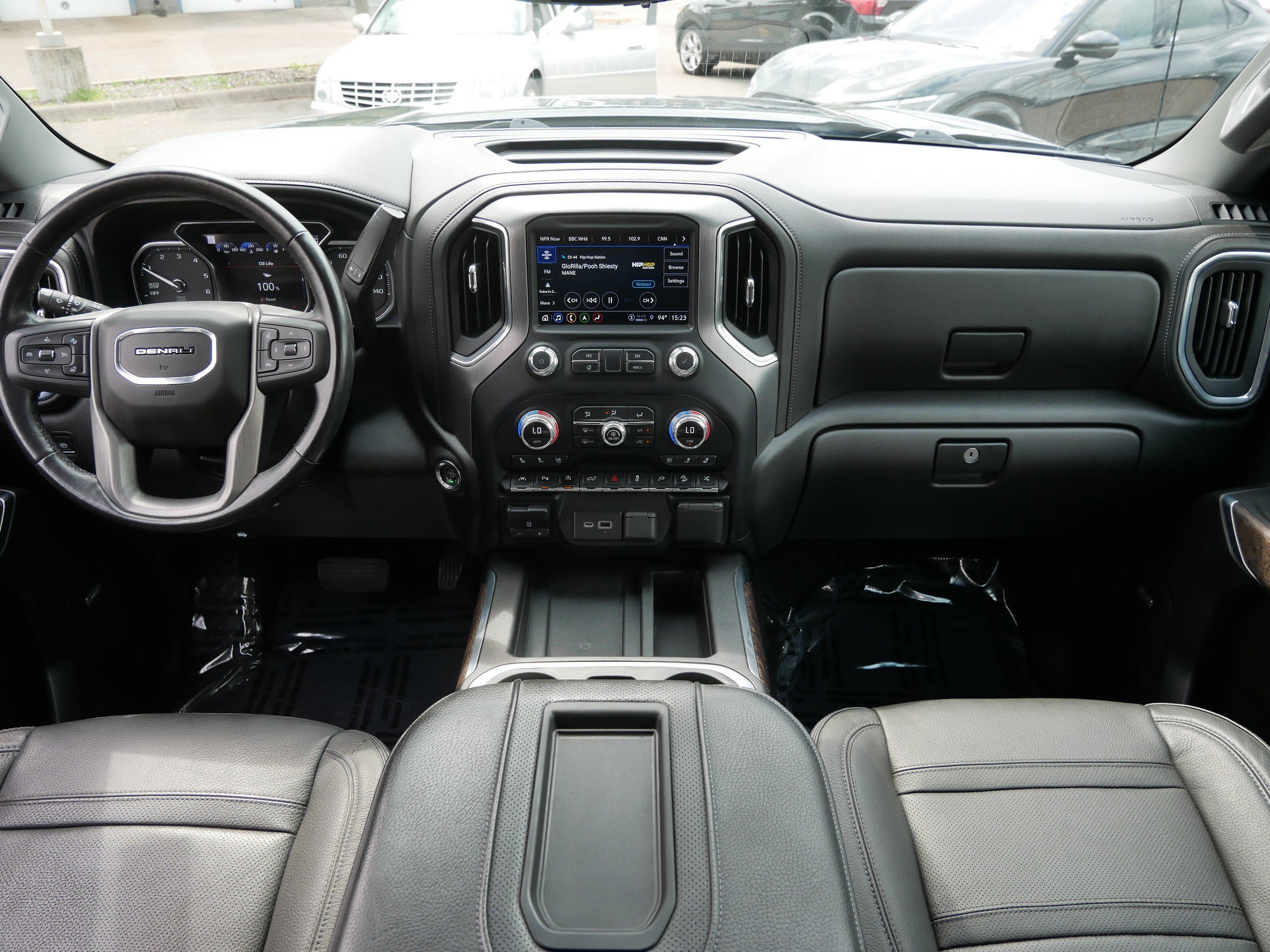 Used 2021 GMC Sierra 1500 Denali w/ Denali Ultimate Package AWD/4WD image 10