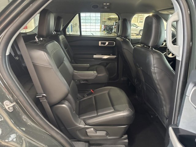 Used 2023 Ford Explorer XLT w/ Equipment Group 202A image 14