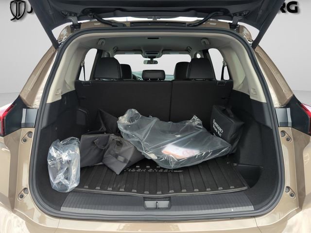 New 2026 Nissan Rogue SV AWD/4WD image 17