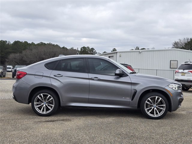 Used 2019 BMW X6 xDrive35i w/ M Sport Package AWD/4WD image 12