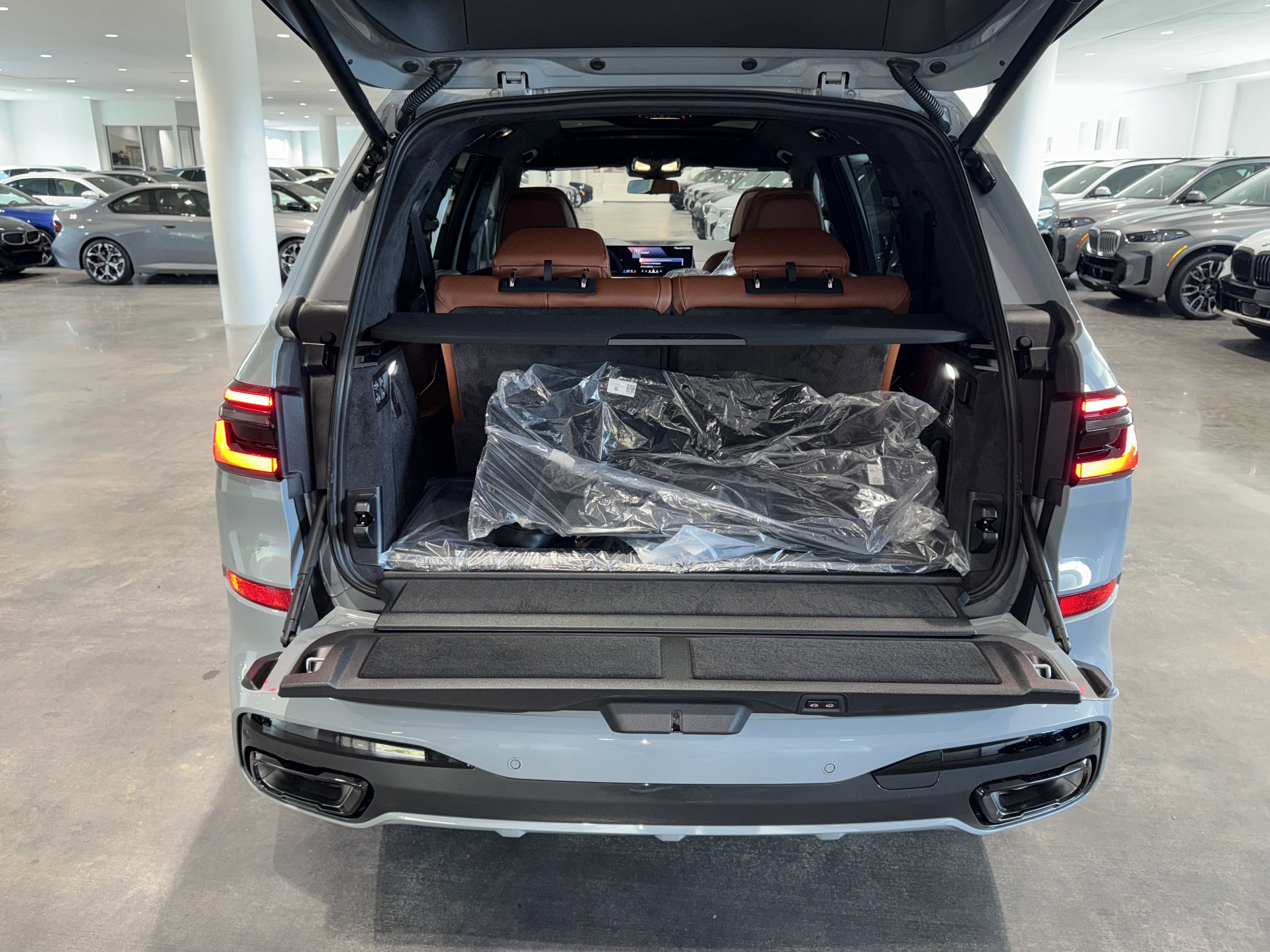 New 2026 BMW X7 xDrive40i w/ M Sport Package image 12