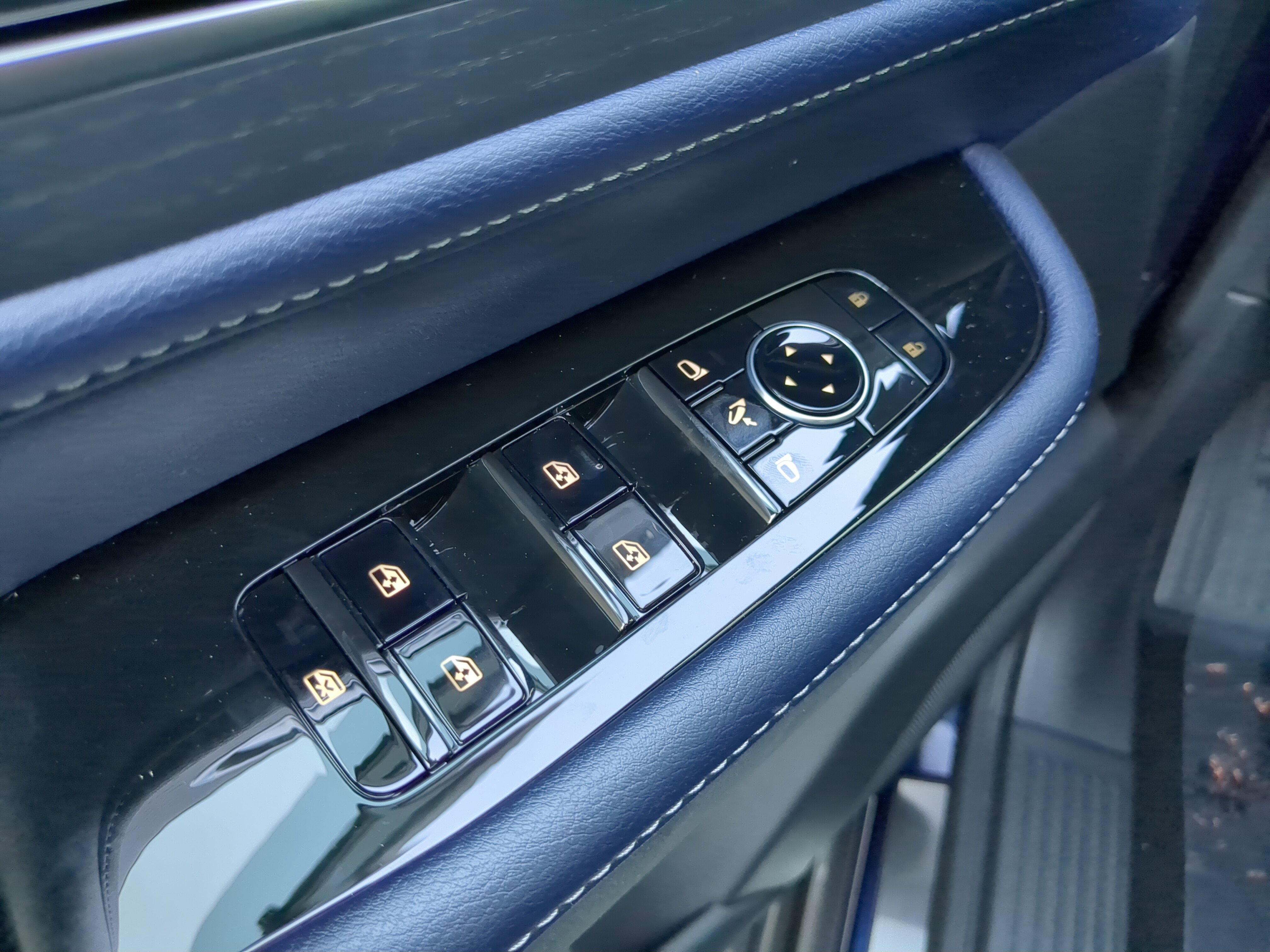 New 2026 INFINITI QX80 4WD w/ Sport Exterior Package image 18