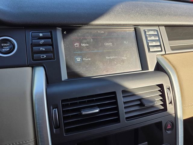 Used 2018 Land Rover Discovery Sport HSE image 17