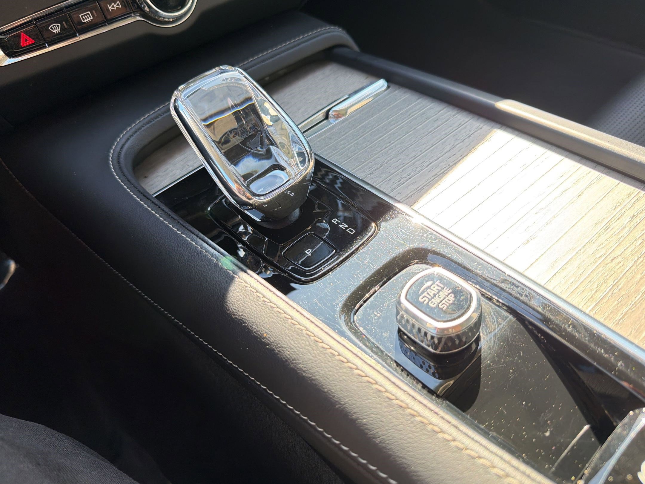 Certified 2023 Volvo S90 B6 Ultimate w/ Lounge Package image 16