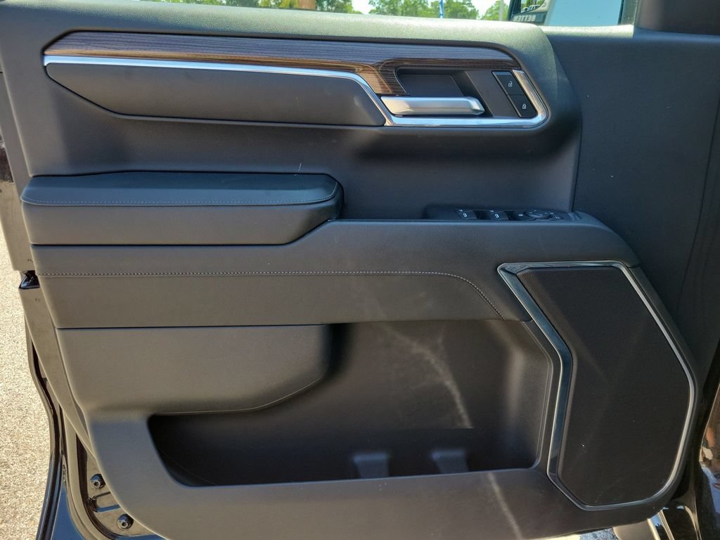 Certified 2023 Chevrolet Silverado 1500 LT AWD/4WD image 17