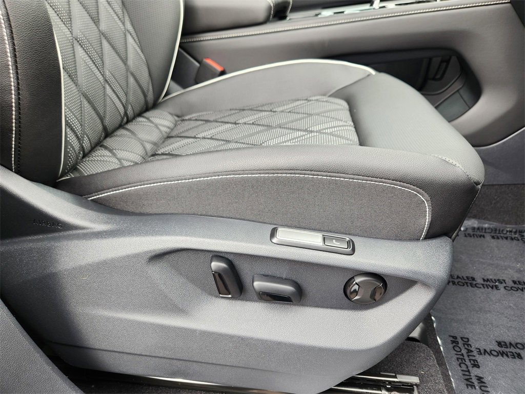 New 2025 Volkswagen Atlas SEL Premium R-Line image 19