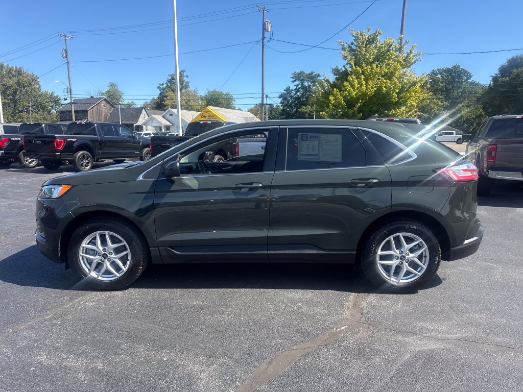 Used 2024 Ford Edge SEL w/ Convenience Package