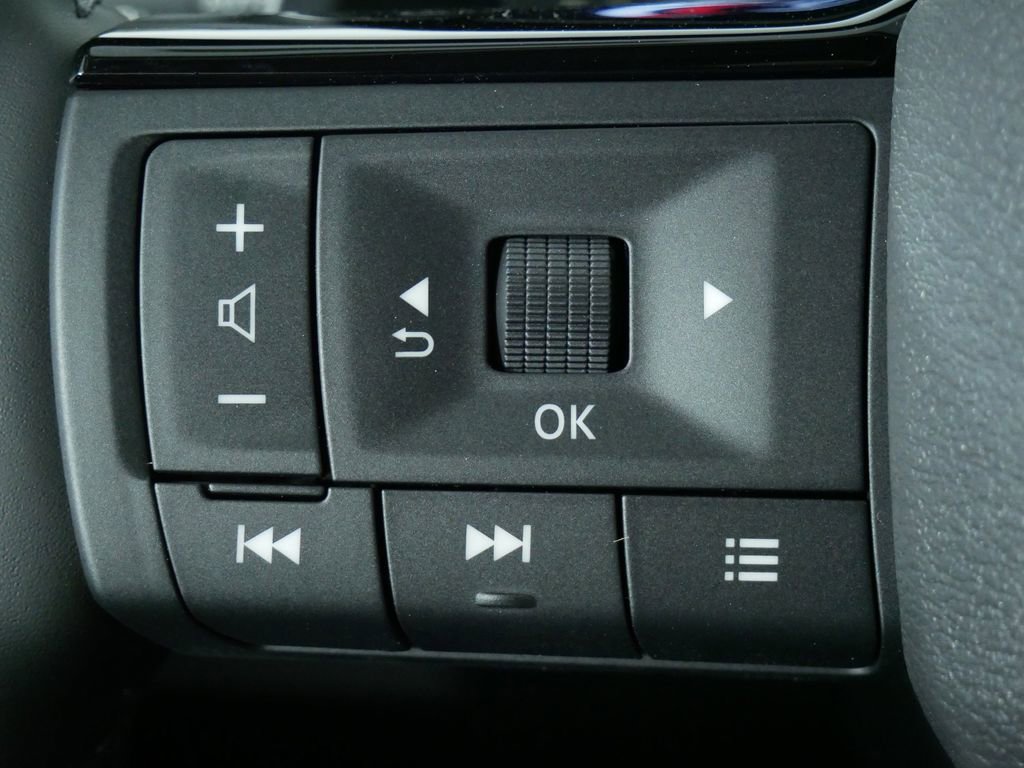 Used 2025 Nissan Rogue Platinum w/ Platinum Premium Package image 25