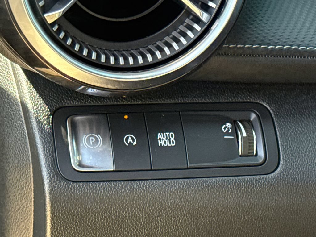 Used 2025 Chevrolet Equinox LT w/ Safety and Technology Package FWD image 22