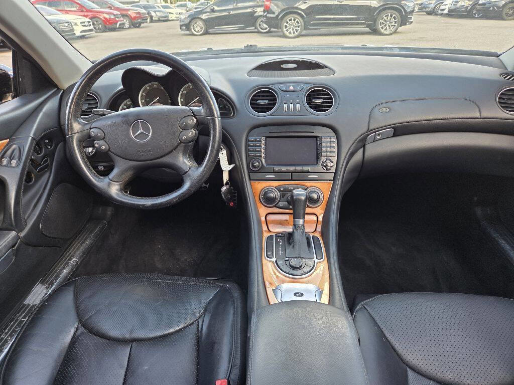 Used 2007 Mercedes-Benz SL 550 image 32
