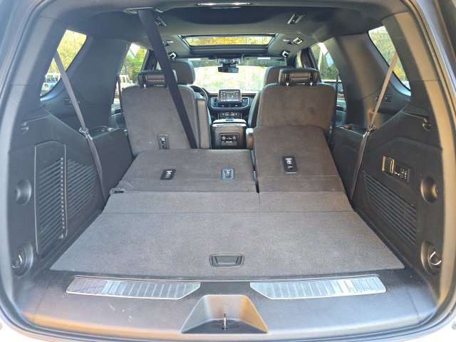 Used 2023 Chevrolet Tahoe RST w/ Luxury Package AWD/4WD image 10
