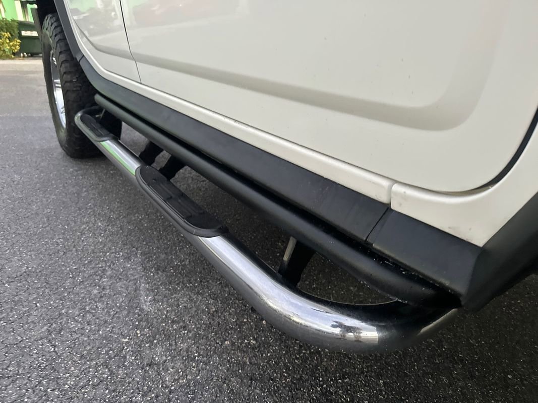 Used 2005 HUMMER H2 w/ Preferred Equipment Group image 16