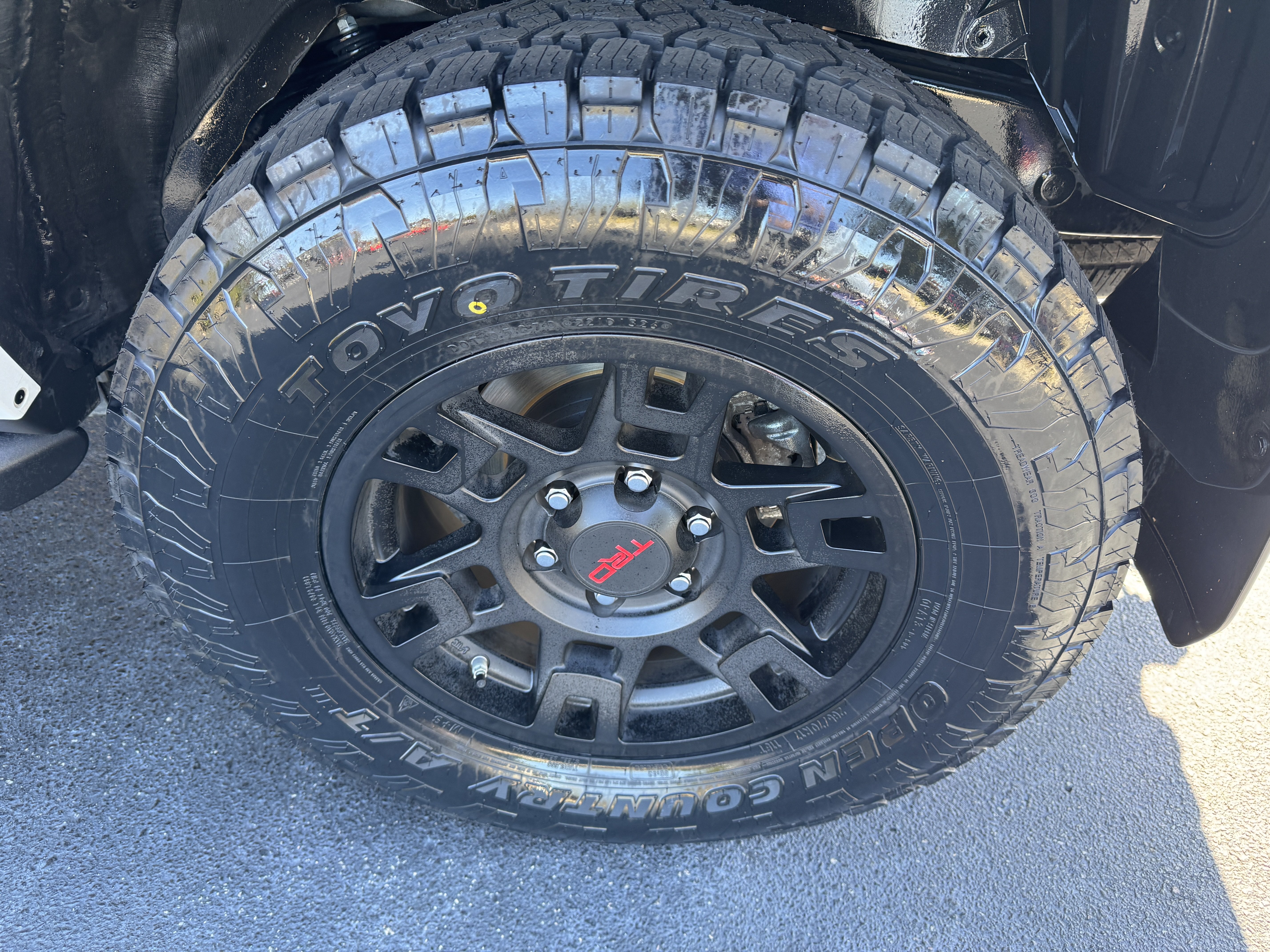 Certified 2024 Toyota 4Runner SR5 Premium w/ Moonroof Package AWD/4WD image 27