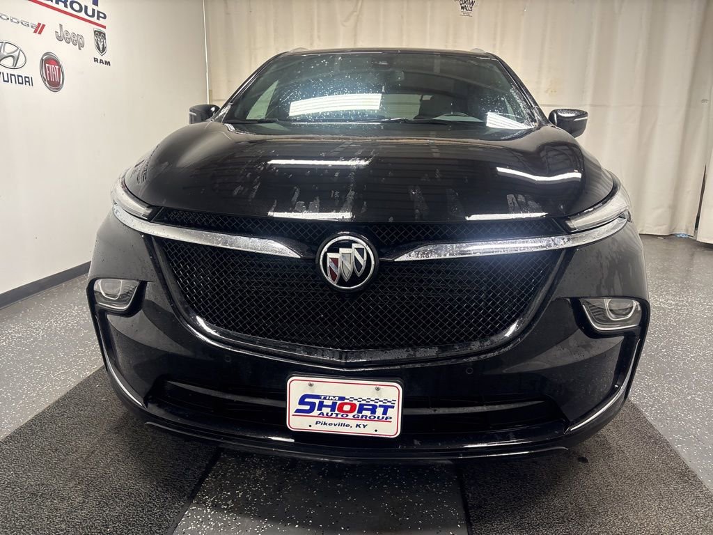 Used 2024 Buick Enclave Essence w/ Sport Touring Edition FWD image 2