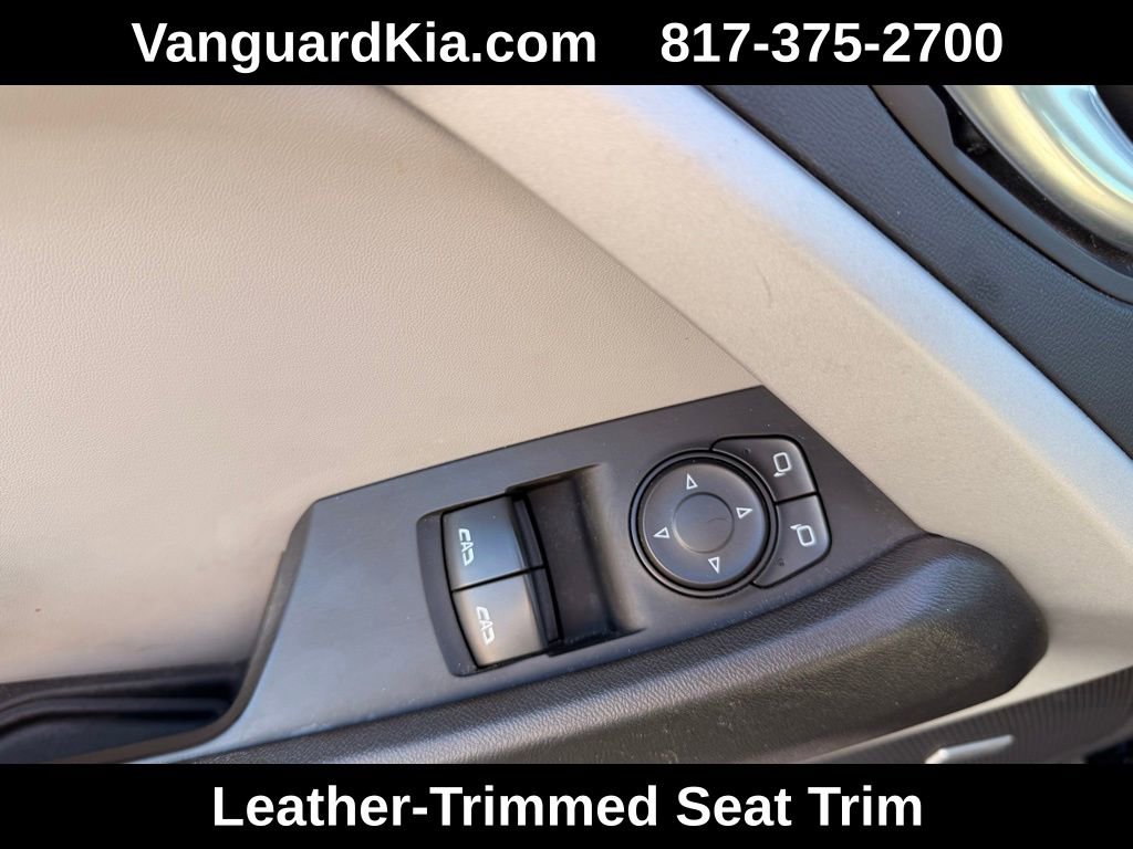 Used 2020 Chevrolet Camaro LT w/ Technology Package image 15