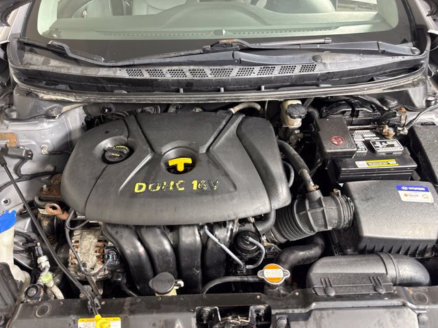 Used 2011 Hyundai Elantra GLS w/ Preferred Equipment Pkg 3 FWD image 13