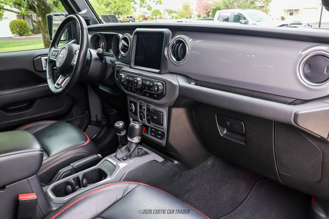 Used 2022 Jeep Wrangler Unlimited Sahara w/ Cold Weather Group AWD/4WD image 72