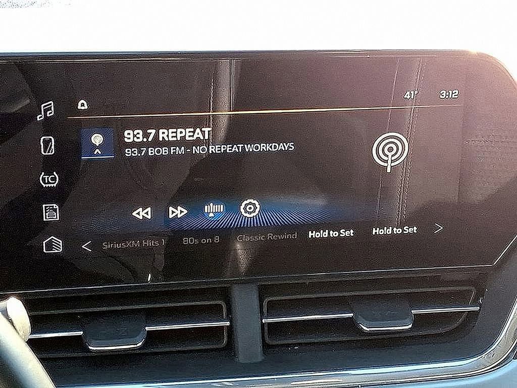 Used 2024 Chevrolet Trax LT w/ Driver Confidence Package image 19