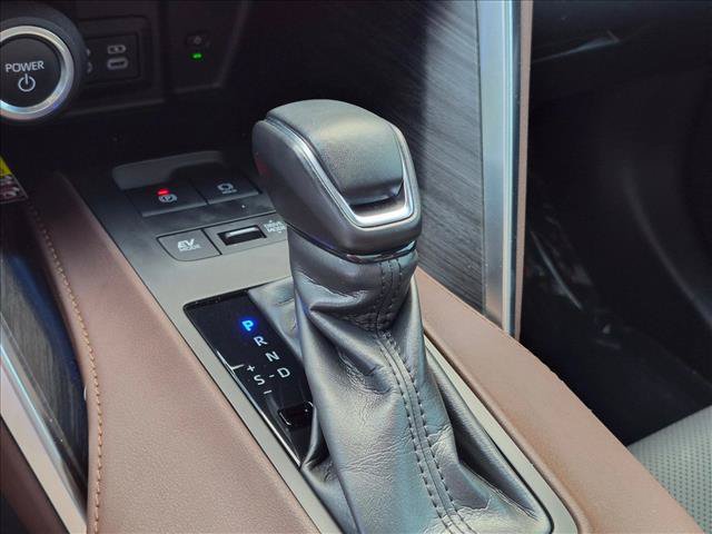 Certified 2023 Toyota Venza Limited AWD/4WD image 11