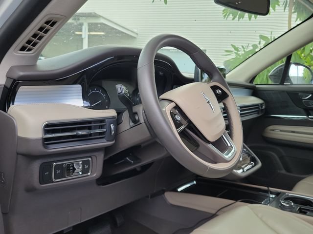 Certified 2022 Lincoln Corsair FWD image 8
