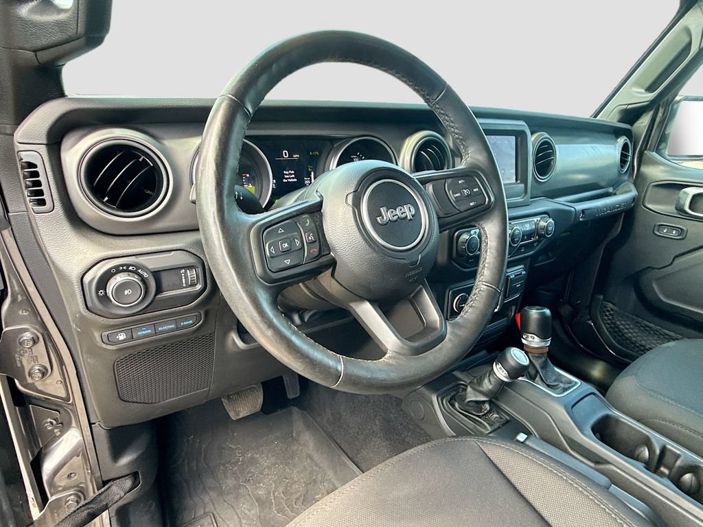 Used 2023 Jeep Wrangler Unlimited w/ Cold Weather Group AWD/4WD image 12