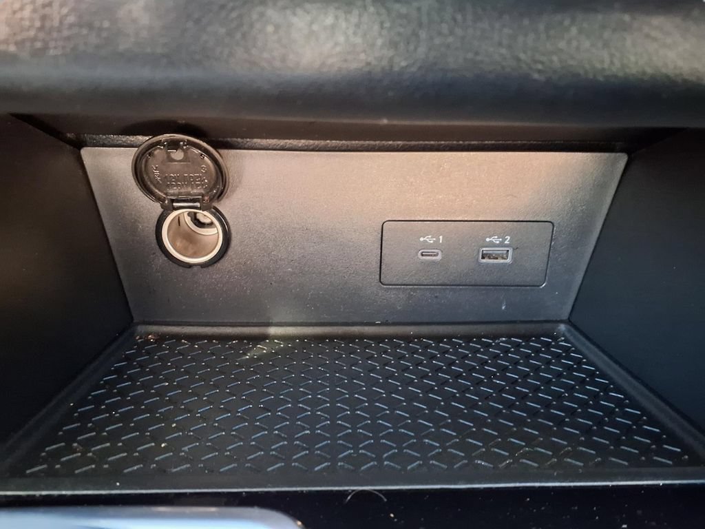 Used 2024 Nissan Pathfinder SV FWD image 10