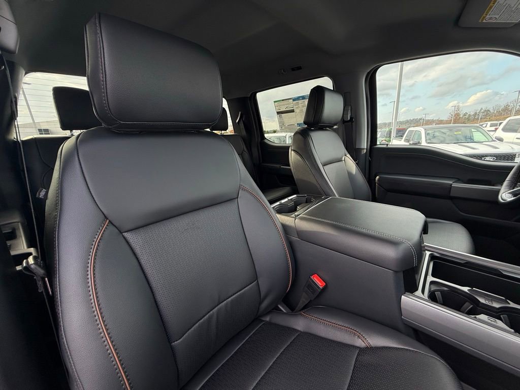 New 2026 Ford F350 Lariat image 30
