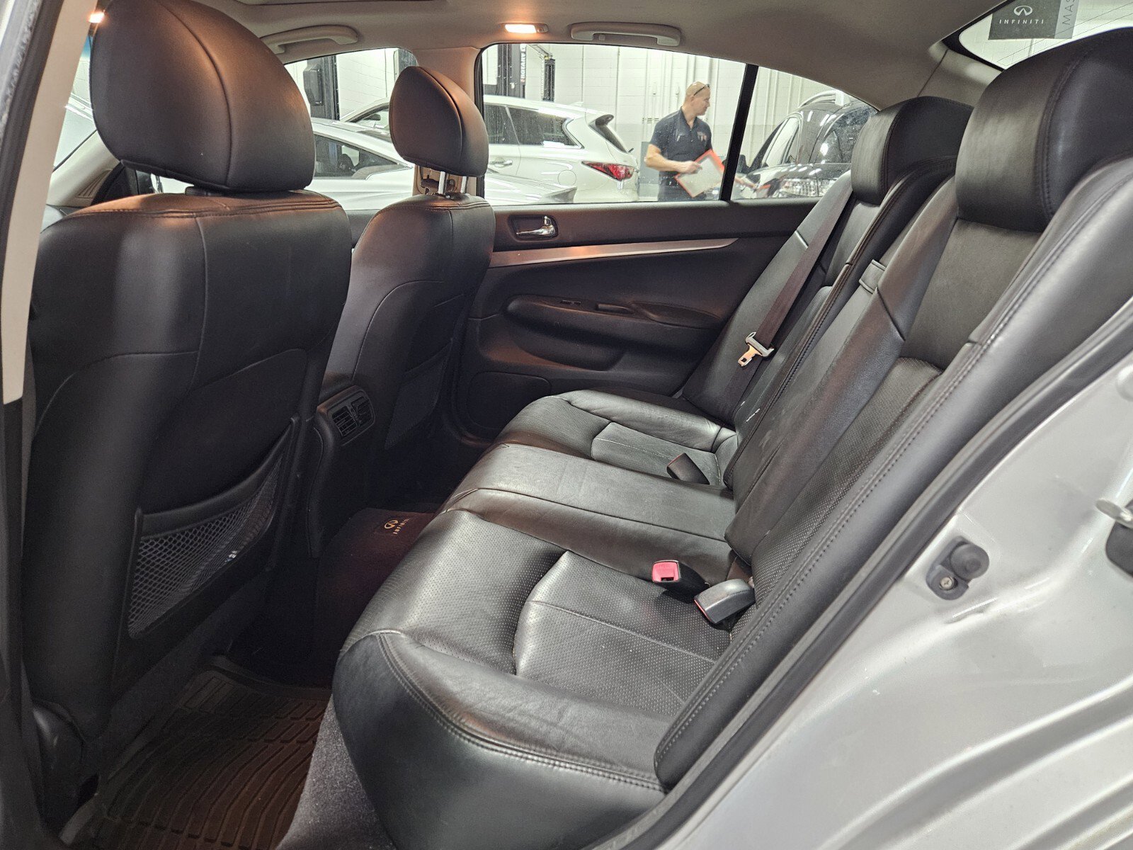 Used 2013 INFINITI G37 x w/ Premium Pkg image 15