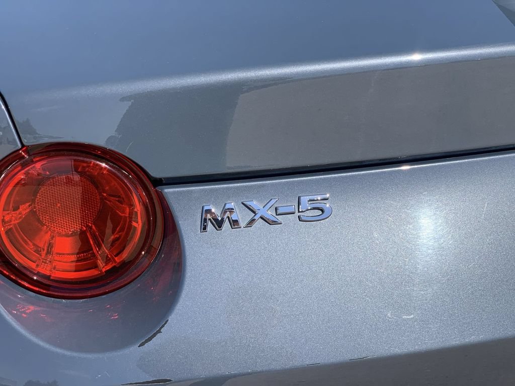 Used 2021 MAZDA MX-5 Miata Grand Touring RWD image 28